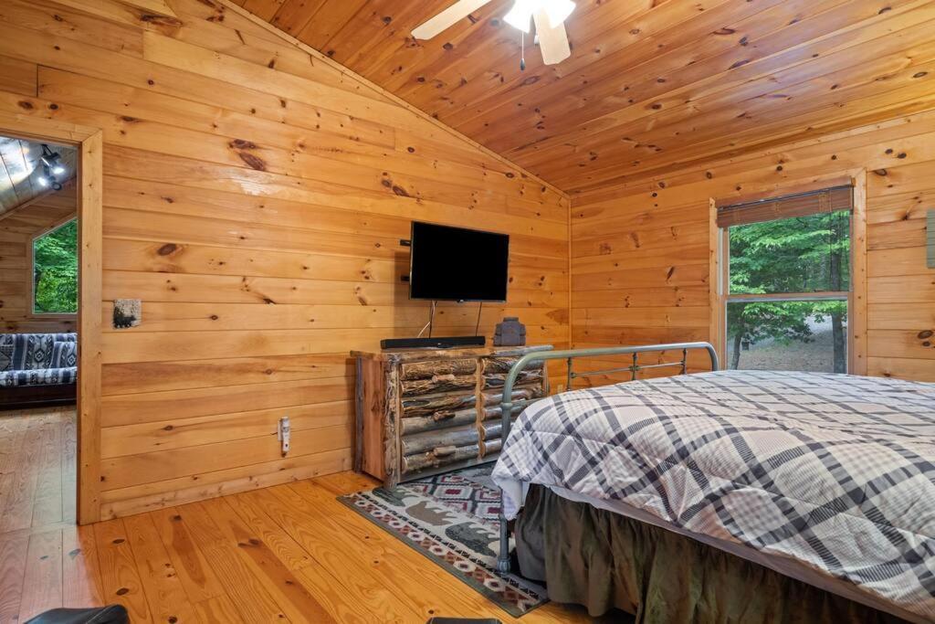 Lakeside Retreat Hot Tub Fishing Hiking Ellijay Exterior photo