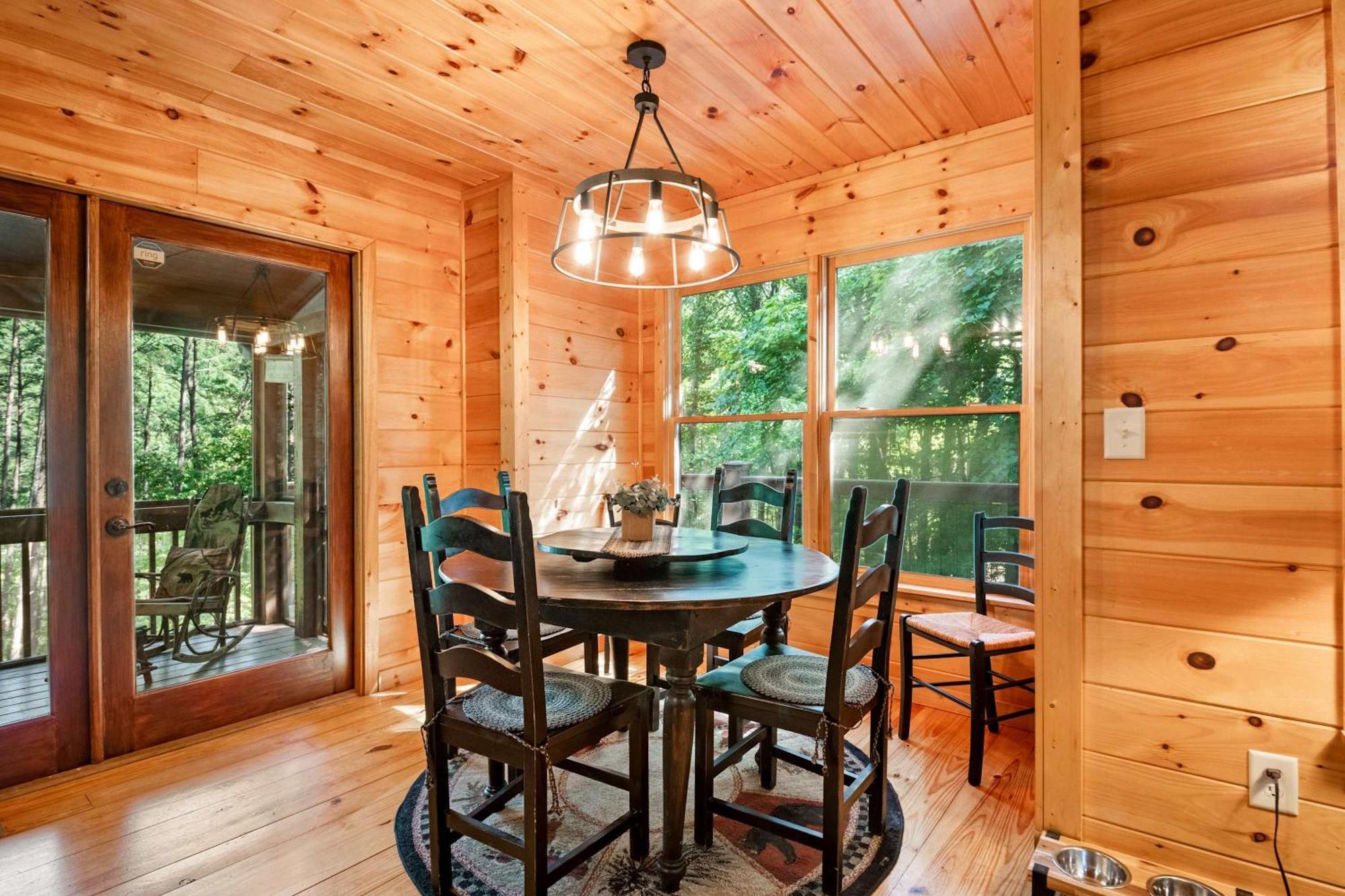 Lakeside Retreat Hot Tub Fishing Hiking Ellijay Exterior photo